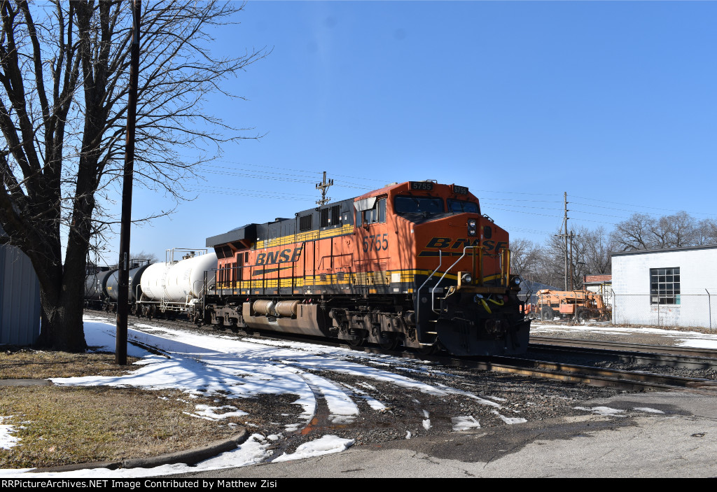 BNSF 5755